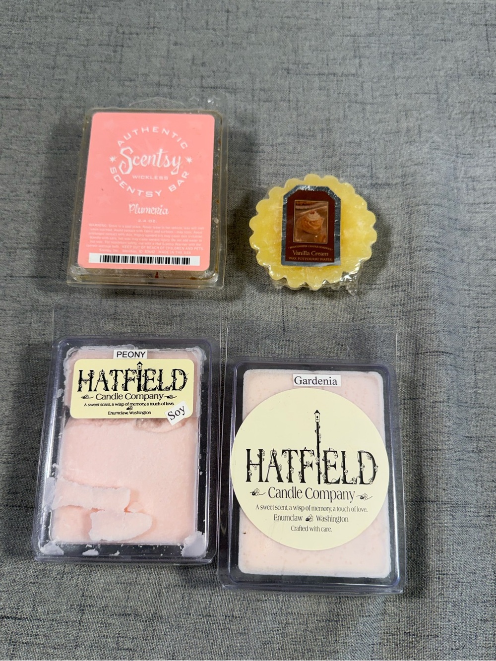 Mixed bundle of wax melts. Most NEW